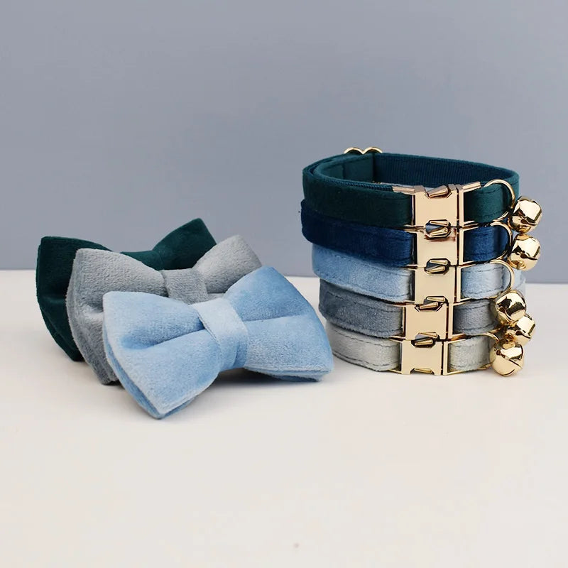The LillyGreen BowBelle™ Collar with Bow Tie and Bell - The Winter Luxe Range