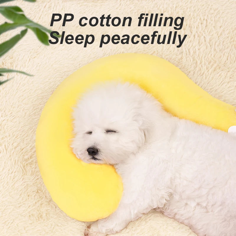 The LillyGreen SnuggleLoop™ Pillow - Cozy curves. Endless comfort.