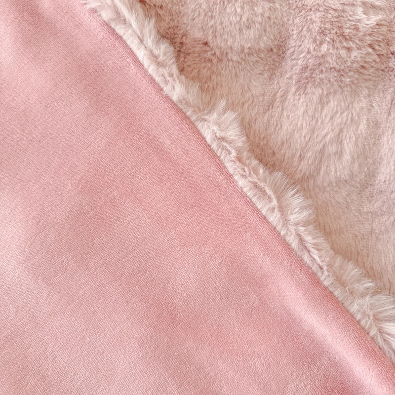 The LillyGreen LuxWave™ Pet Blanket - Ultra-Soft throw designed to elevate cozy moments