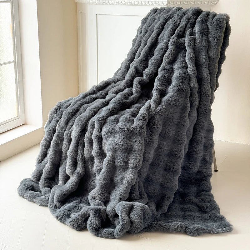The LillyGreen LuxWave™ Pet Blanket - Ultra-Soft throw designed to elevate cozy moments