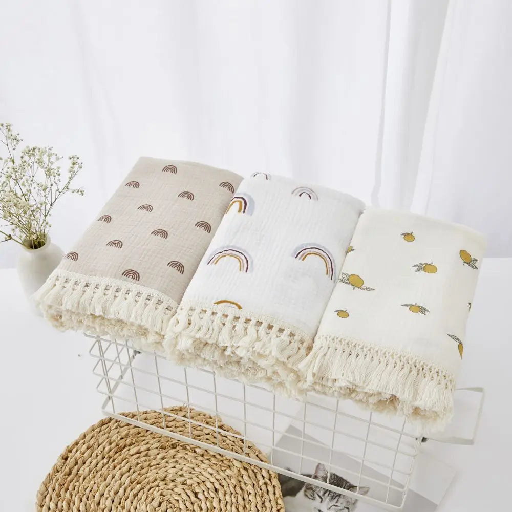 The LillyGreen CozyFold™ Muslin Throw – Lightweight Fringe Blanket for Pets