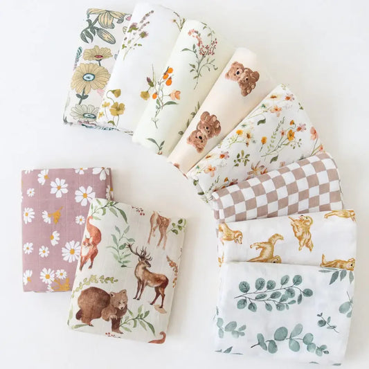 The LillyGreen CozyFold™ Bamcot Wrap – Soft, Lightweight Blanket for Pets