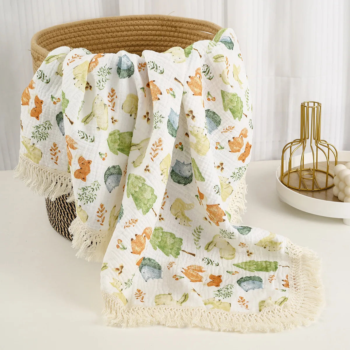 The LillyGreen CozyFold™ Muslin Throw – Lightweight Fringe Blanket for Pets