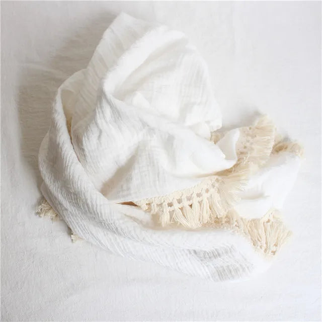 The LillyGreen CozyFold™ Muslin Throw – Lightweight Fringe Blanket for Pets